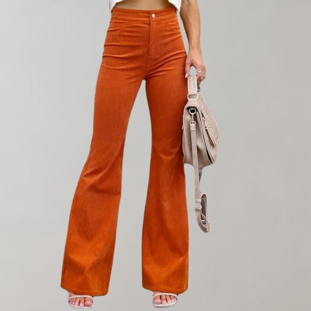 Cassie | Pantalon tendance en velours côtelé évasé