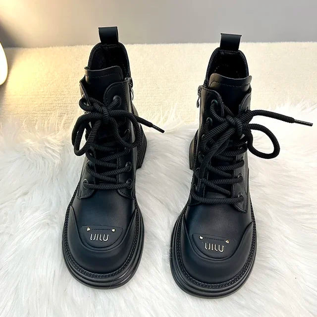 Naomi | Bottes Durables à Lacets pour Femmes Toutes Saisons